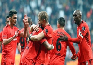 Beşiktaş golcü arıyor