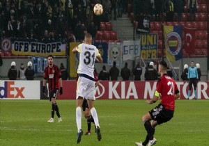 Fenerbahçe, Spartak Trnava'ya deplasmanda 1-0 yenildi