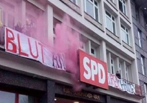 Almanya'da PKK yandaşları SPD'yi bastı
