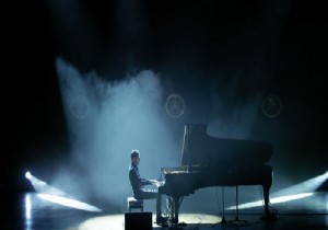 Peter Bence İzmir'de konser verdi
