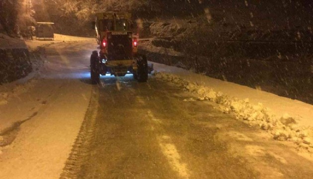 Artvin'de 78 köy yolu ulaşıma kapandı: Çalışmalar sürüyor