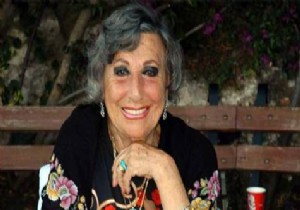 Müzeyyen Senar kimdir? Sağlık Durumu nasıl?  Öldü mü? Müzeyyen Senar'ın hayatı.Vikipedi...