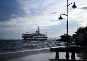 İstanbul'da bazı vapur seferleri iptal edildi