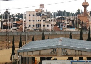 Tel Abyad'daki ABD bayrağı kaldırıldı