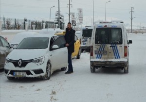 Afyon'da lise öğrencisi, öğretmenini vurdu