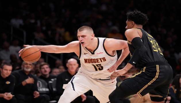 Nuggets, Lakers'ı Murray ve Jokic ile geçti