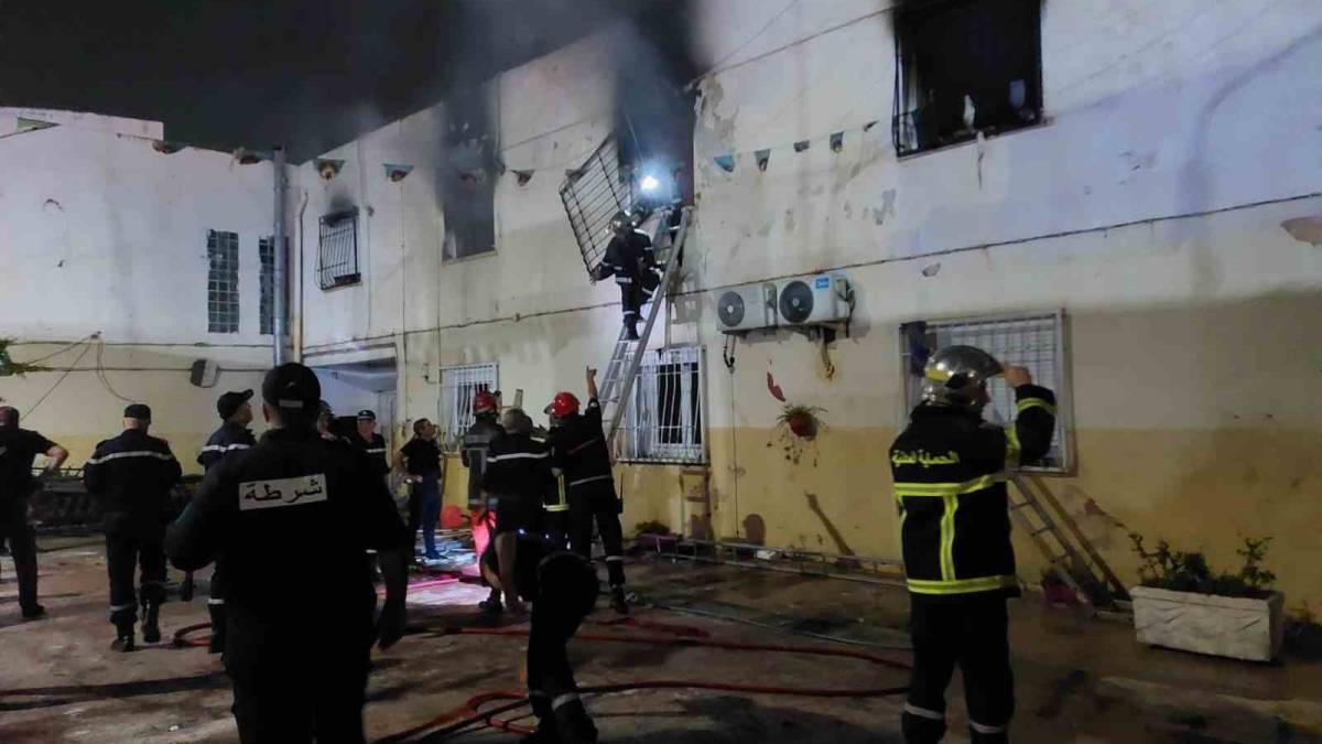 Yetimhanede yangın: 11 kişi hayatını kaybetti
