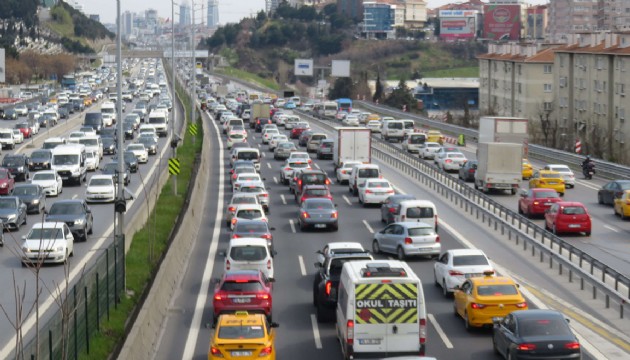 O yollara dikkat! Dönüş çilesi başladı