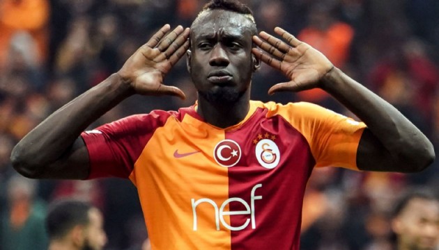 Süper Lig'in tecrübeli golcüsü Mbaye Diagne'nin arabası çalındı!