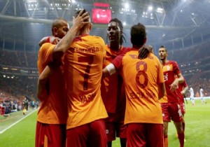 Galatasaray zirveyi bırakmadı