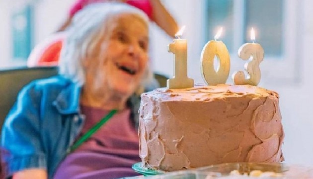100 yaşını aşanlar olağanüstü dirence sahip: Hastalıklar daha geç ortaya çıkıyor