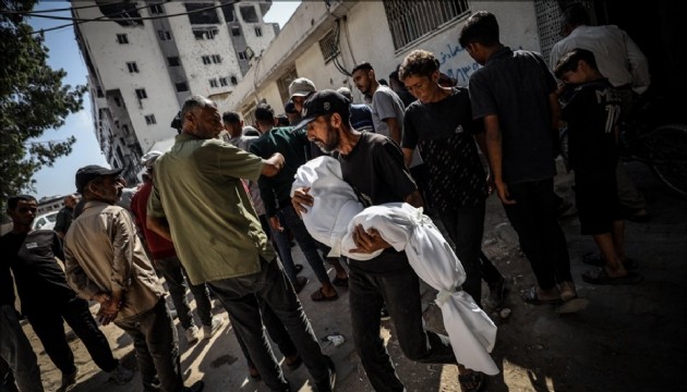 Son 24 saatte 2 sivil daha açlıktan hayatını kaybetti