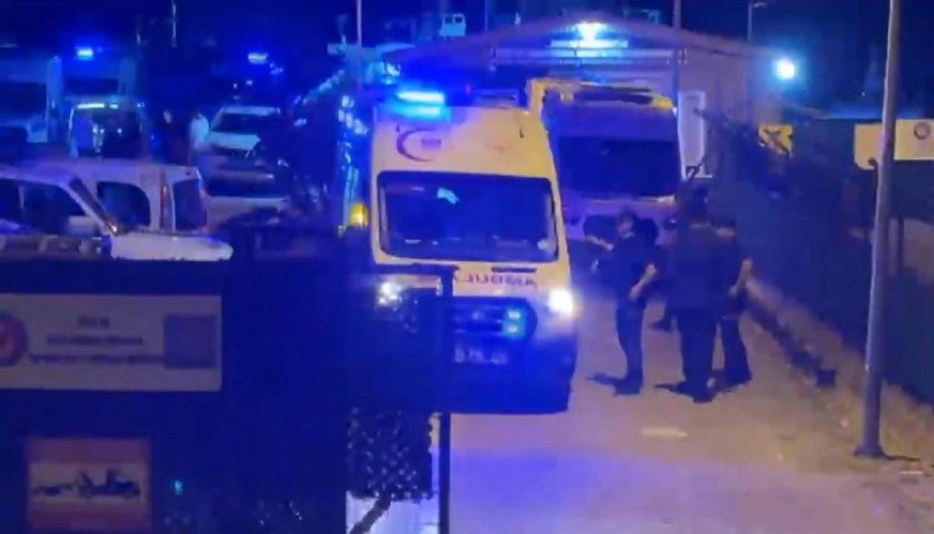 Gemide zehirlenme şüphesi: 4 kişi hastaneye kaldırıldı