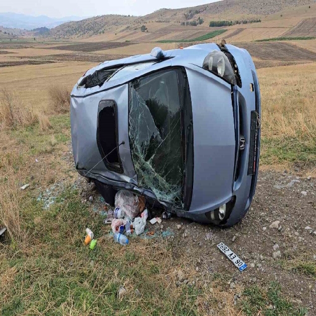 Samsun’da otomobil şarampole devrildi: 3 yaralı