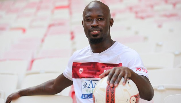 Sivasspor'a Gambiyalı sol kanat