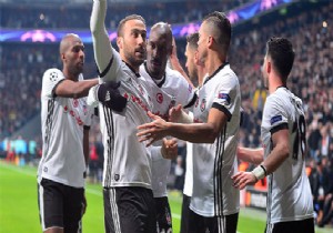 Beşiktaş tur için sahada!