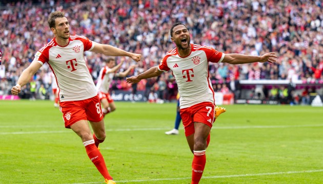 Bayern Münih, Manchester United'ı 4 golle geçti