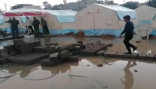 Hatay’da aşırı yağış sele neden oldu