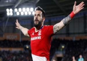 Negredo koşar adım Beşiktaş'a