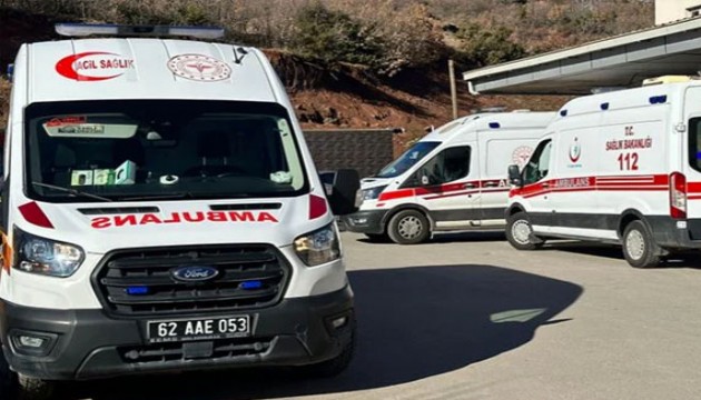 Tunceli'de 9 polis zehirlendi!