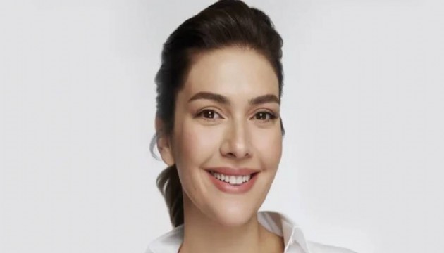 Bergüzar Korel'in fit görünümü dikkat çekti!