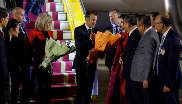 Macron'dan tokat açıklaması