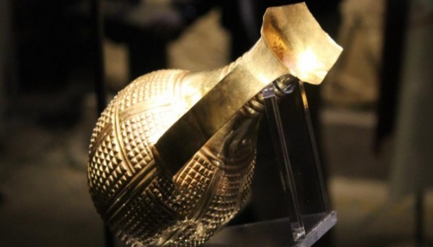 4 bin yıllık altın gaga testi Türkiye'ye teslim edildi