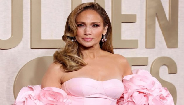 Jennifer Lopez Türkiye'de mağarada konaklayacak
