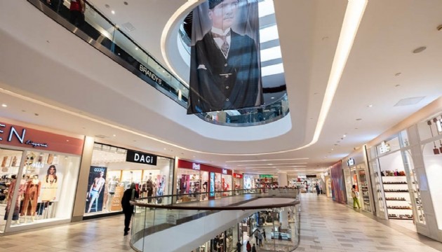 AVM'lerde 21 yaş altına yasak getirildi