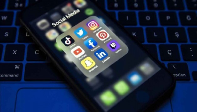 Eski Cumhurbaşkanı'nın sosyal medya kullanımı yasaklandı