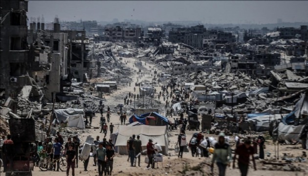 İsrail Gazze'yi vurmaya devam ediyor