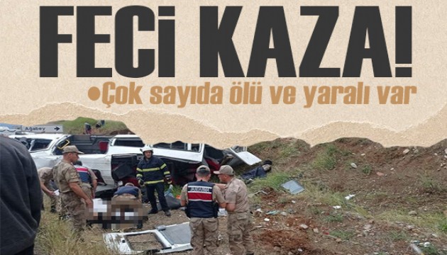 Beton mikseri minibüsle çarpıştı! Feci kaza: 8 ölü!