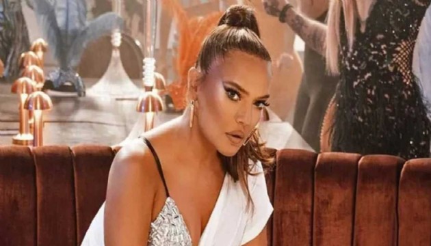 Demet Akalın'dan sert tepki!