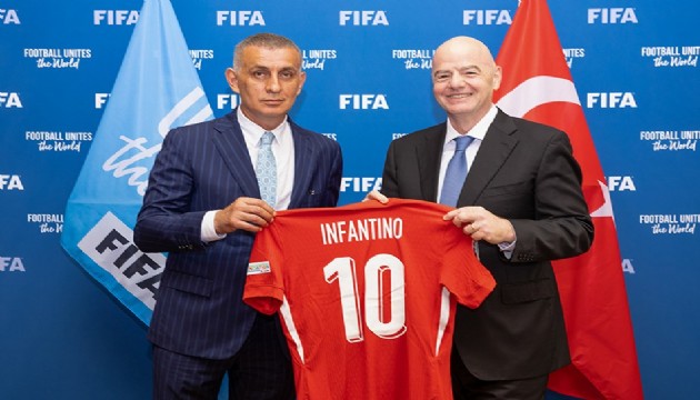 İbrahim Hacıosmanoğlu ve Gianni Infantino bir araya geldi