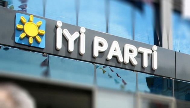 İYİ Parti İzmir'de 400 istifa! İl başkanından savunma geldi