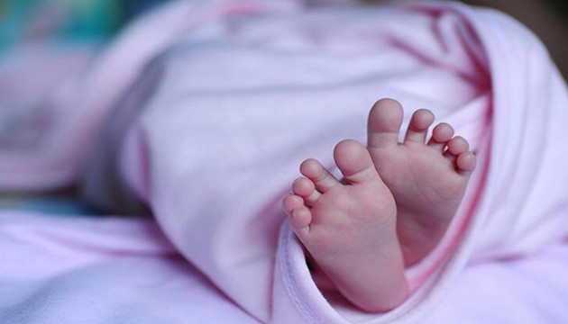 Japonya'da bir baba bebeğini eksi 18 derecedeki dondurucuya kapattı