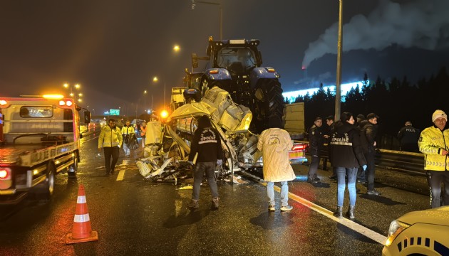 Anadolu Otoyolu'nda feci kaza