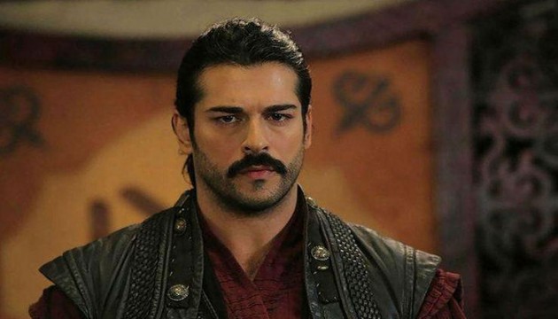 Burak Özçivit'e yeni film teklifi!