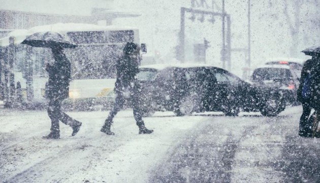 Kar çok sert geliyor! İstanbul'da alarm verildi