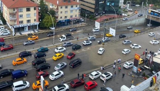 Ankara'da fırtına ve sağanak yağış