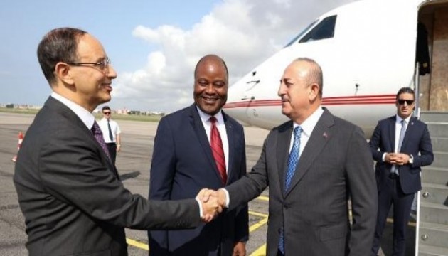 Bakan Çavuşoğlu, Benin'de