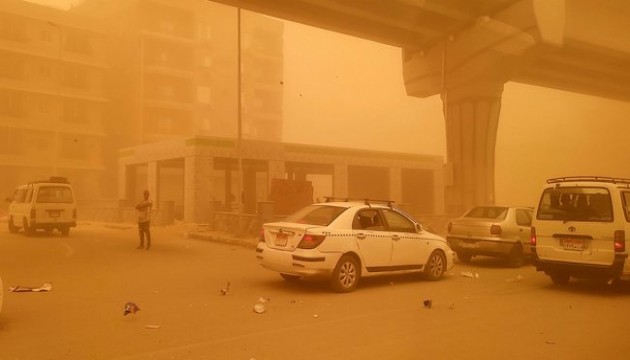 Mısır'da kum fırtınası 4 can aldı