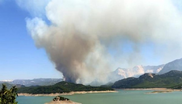 Isparta'da orman yangını! Müdahale devam ediyor
