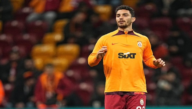 Galatasaray'da sakatlanan Kaan Ayhan maça devam edemedi