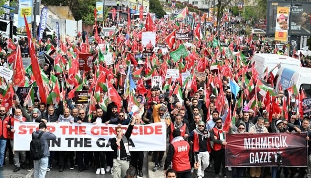 Üsküdar'da 'Gazze Ölüyor! Ayağa Kalk!' yürüyüşü