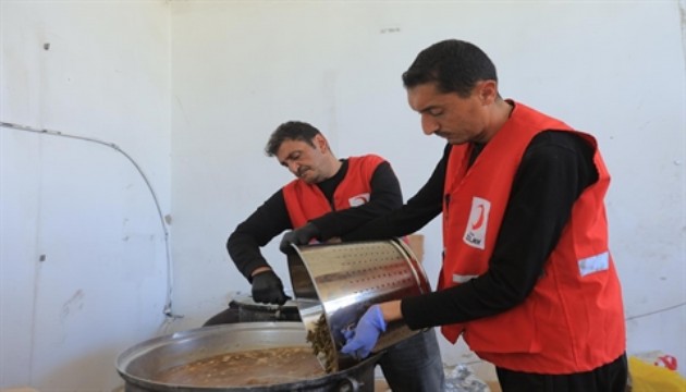 Kızılay’ın Gazze gemisi Mısır’a ulaştı