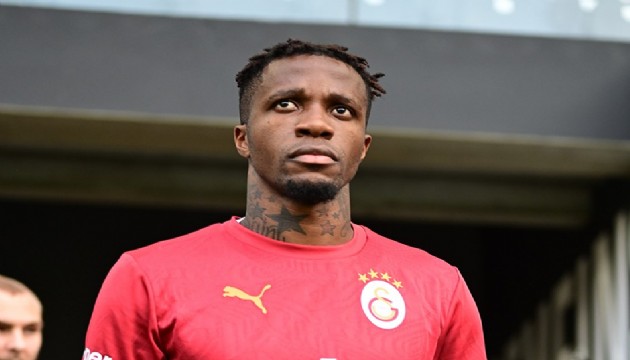 Wilfired Zaha, Lyon'da kadroya alınmadı