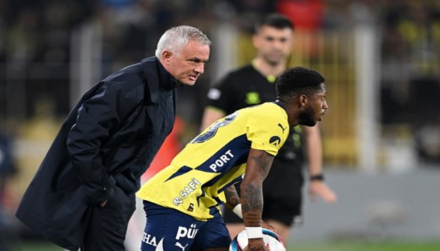 Fenerbahçe'ye yıldızından kötü haber