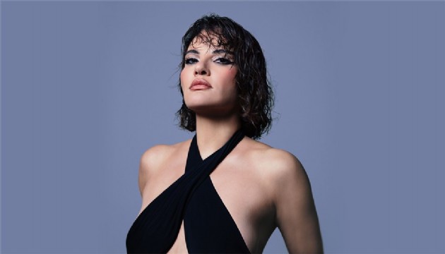 Göksel estetiğin dozunu kaçırdı!