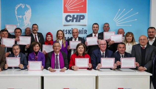 CHP'li adaylar 8 Mart beyannamesini imzaladı